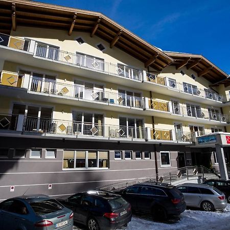 Hotel Herzblut Saalbach Eksteriør billede