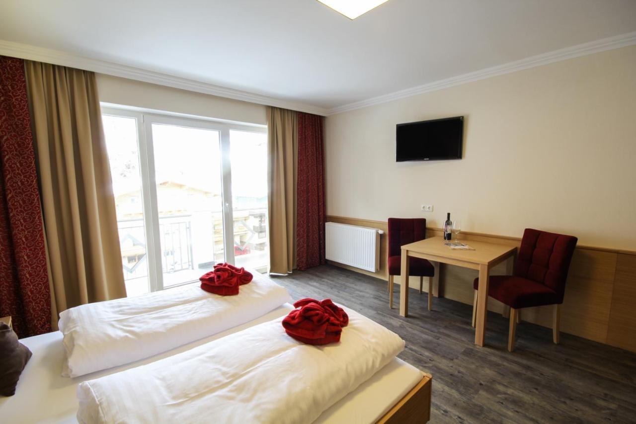 Hotel Herzblut Saalbach Eksteriør billede