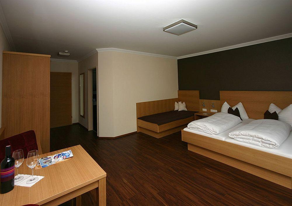 Hotel Herzblut Saalbach Eksteriør billede